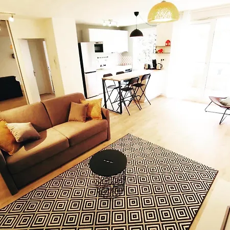 Apartment Part-dieu : Splendide 2 Pieces Calme Sur Verdure