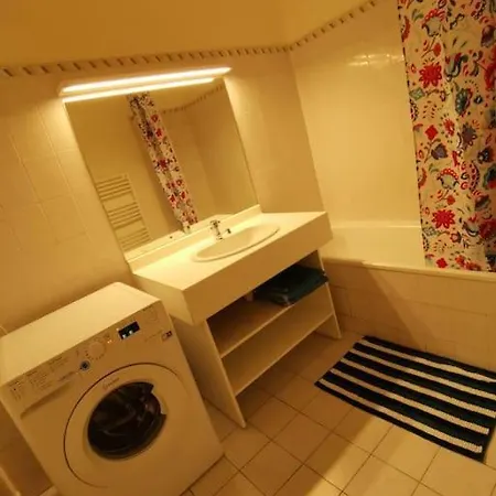 Part-dieu : Splendide 2 Pieces Calme Sur Verdure Apartment